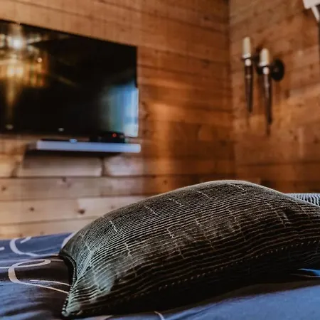 Feriehus Cosy And Romantic Forest House Met Sauna Op De Veluwe *